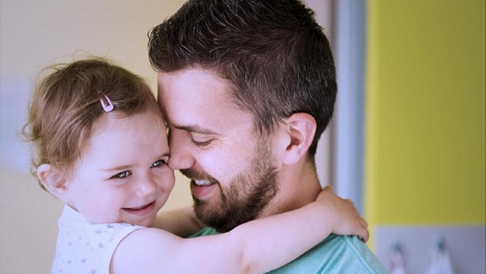 نگاهی به عوامل وابستگی دختران به پدر