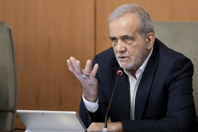 پزشکیان: از وحدت صحبت میکنیم، اما مدام دعوا داریم/از ظرفیت بریکس و شانگهای استفاده کنیم