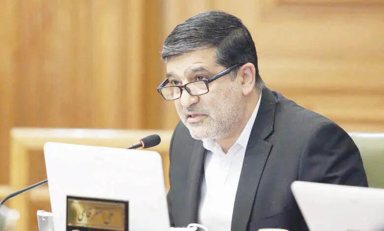 عضو شورای شهر تهران: زاکانی وعده های بزرگ می دهد اما توان اجرای آنها را ندارد/ شهردار شدن او سیاسی بود نه مبتنی بر صلاحیت و کارآمدی
