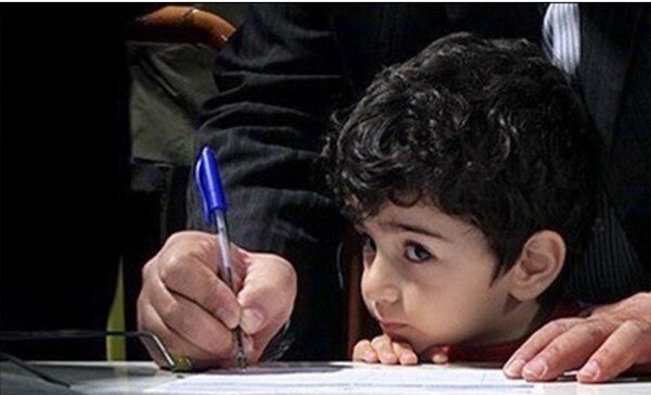 وزیر آموزش و پرورش: کمک اجباری به مدرسه را اعلام کنید، برخورد می‌کنم