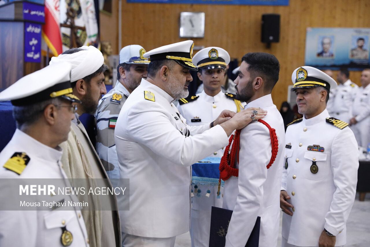 آیین دانش آموختگی دانشجویان دانشگاه علوم دریایی امام خمینی(ره) نداجا