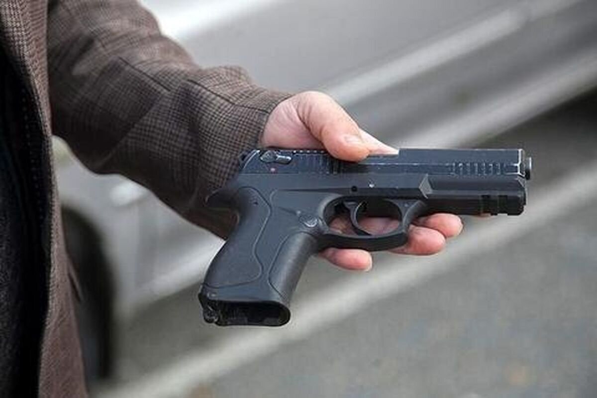 باند خرید و فروش اسلحه در تهران؛ کشف کلت کمری و مهمات