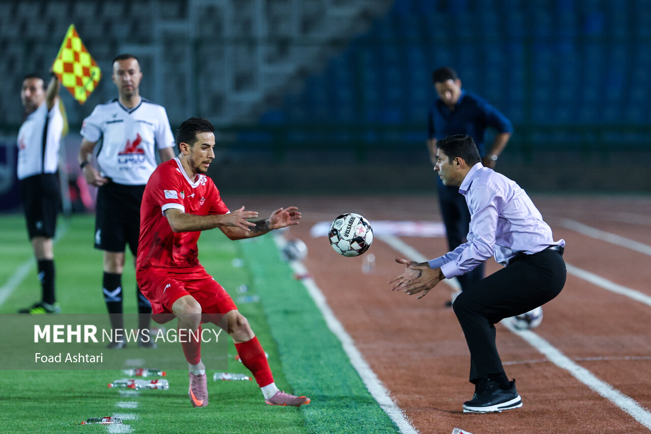 رقابت هاشمیان با دو گزینه برای سرمربیگری پرسپولیس؛ ۹۰ دقیقه سرنوشت‌ساز