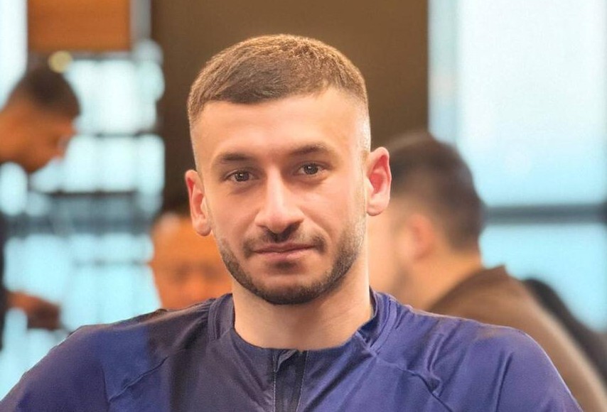 صعود غلامی و عباسی به نیمه‌نهایی ماده ۱۰۰ متر کرال پشت