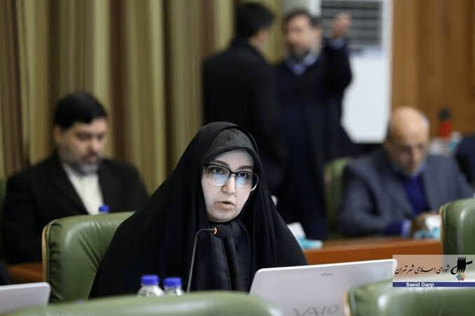 نرجس سلیمانی خطاب به زاکانی: هنوز دیر نشده، امروز هم می‌توانید استعفا دهید