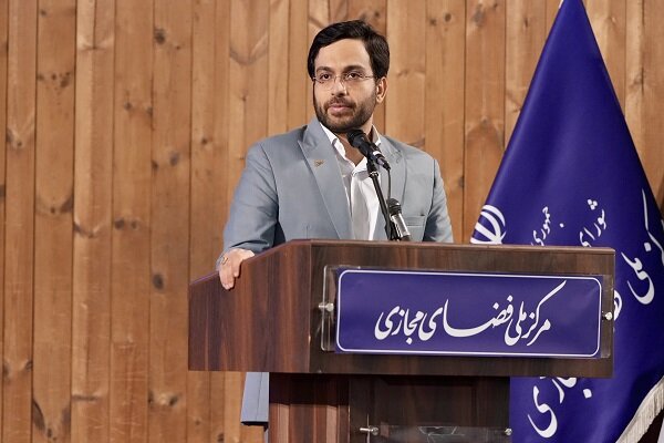 پلتفرمهای غربی با «دخالت الگوریتمی» حقوق کاربران را پایمال میکنند