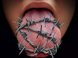 زخم زبان دوستی، زخمی بر روان جامعه