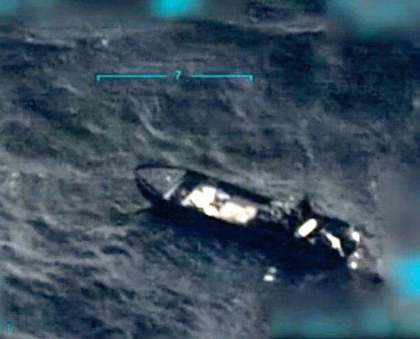 آمریکا ۳ شناور را در اقیانوس آرام هدف قرار داد