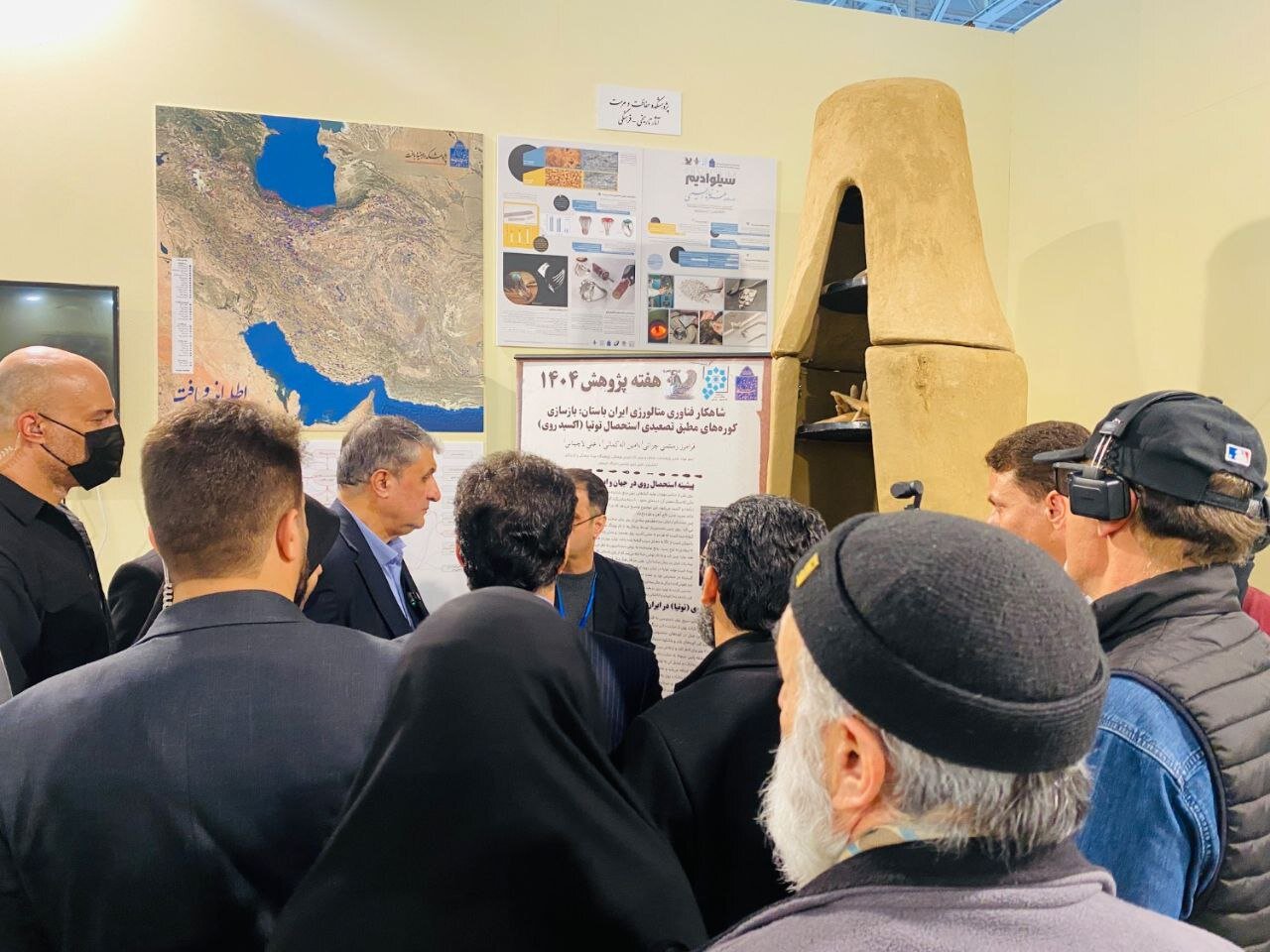 بازدید اسلامی از بیست‌وششمین نمایشگاه پژوهش، فناوری و فن‌بازار