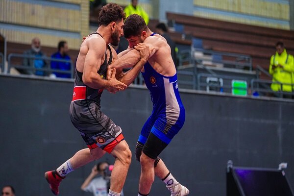 داوری فینال لیگ کشتی بدون ایراد بود/ دانشگاه آزاد باید چلنج می‌گرفت