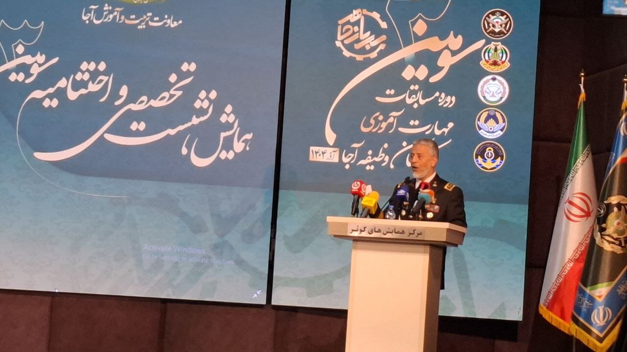 سیاری: ورود مداوم جوانان به ارتش مانند تزریق خون تازه به پیکره آن است