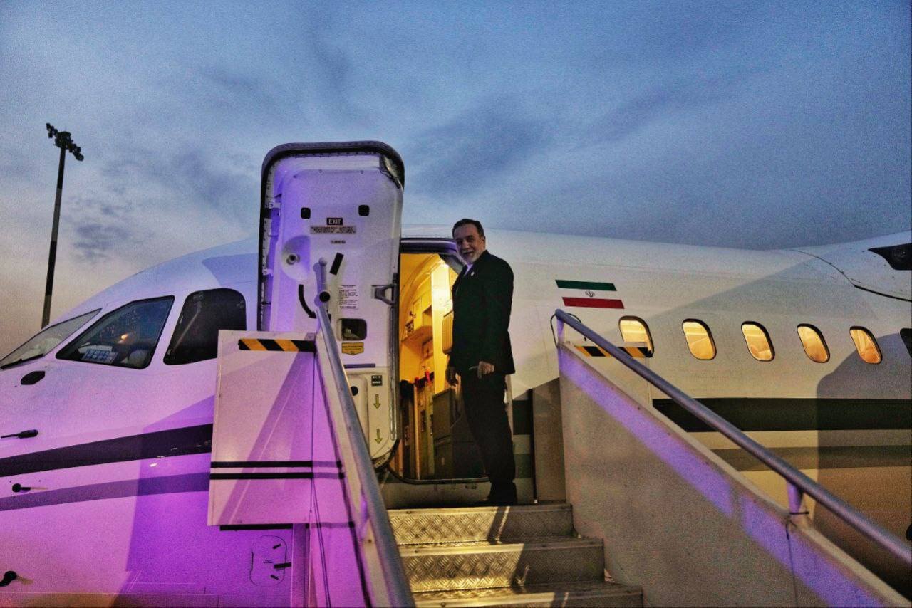 عزیمت وزیر امور خارجه به باکو