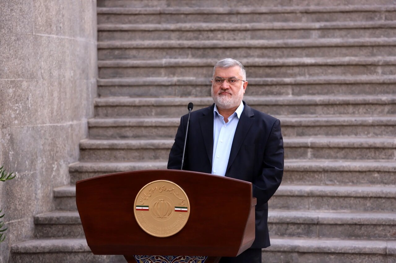 معتمدیان: شاخص آلودگی هوا به صورت لحظهای اعلام نمیشود