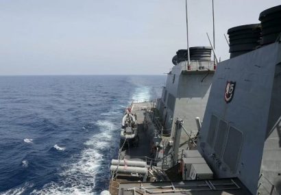 آیا حرکت کشتیهای جنگی آمریکا نشانهای از نزدیک شدن جنگ است؟