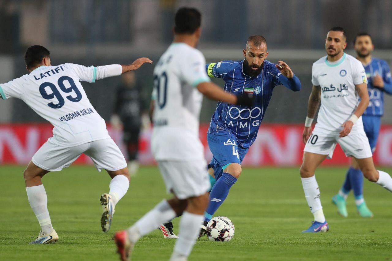 سرمربی امید با رابطه انتخاب شد/ تاثیر کنار گذاشتن دو بازیکن در استقلال