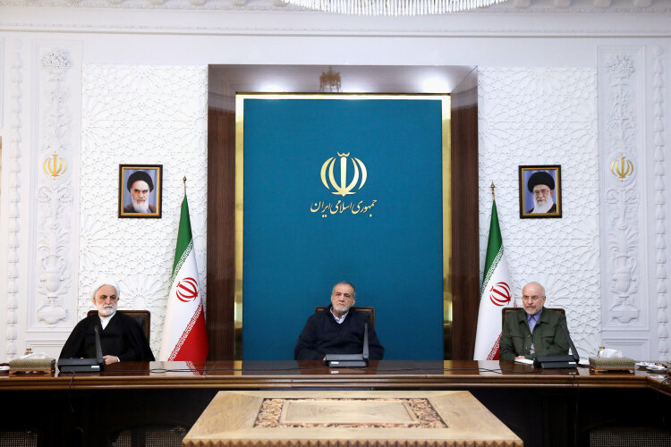 گزارش بانک مرکزی از اقدامات معیشتی و تحولات بازار ارز