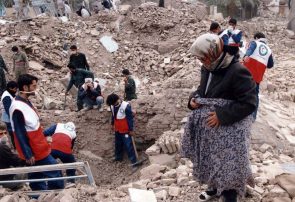 از بم تا شانزی؛ بزرگ‌ترین و مرگبارترین زمین‌لرزه‌های دنیا/ تحریم‌ها چه نقشی در روند کمک‌های بشردوستانه در زلزله بم داشتند؟