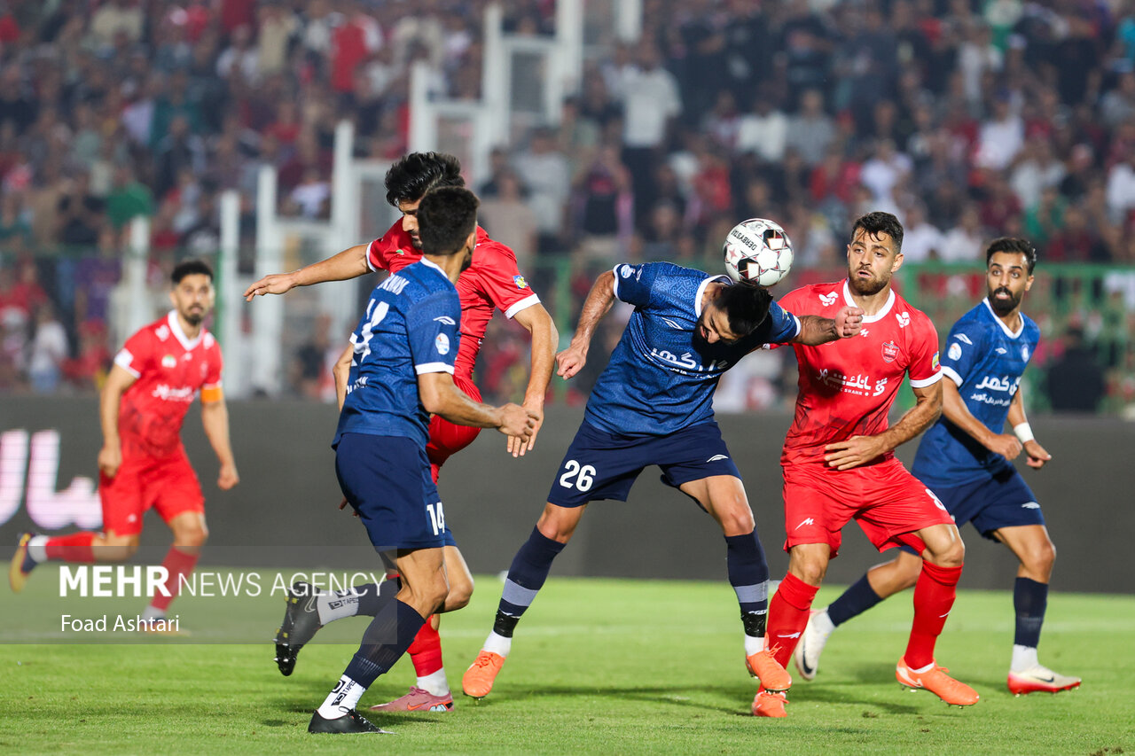 ادامه روند ناامیدکننده استقلال و پرسپولیس/ مهمانان ناخوانده بالای جدول