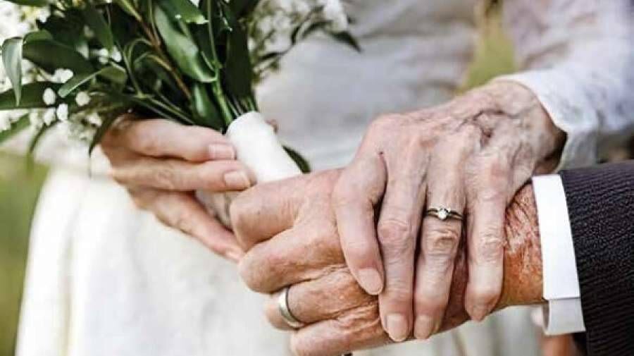 ازدواج مرد ۱۱۹ ساله و زن ۹۳ ساله در ایران