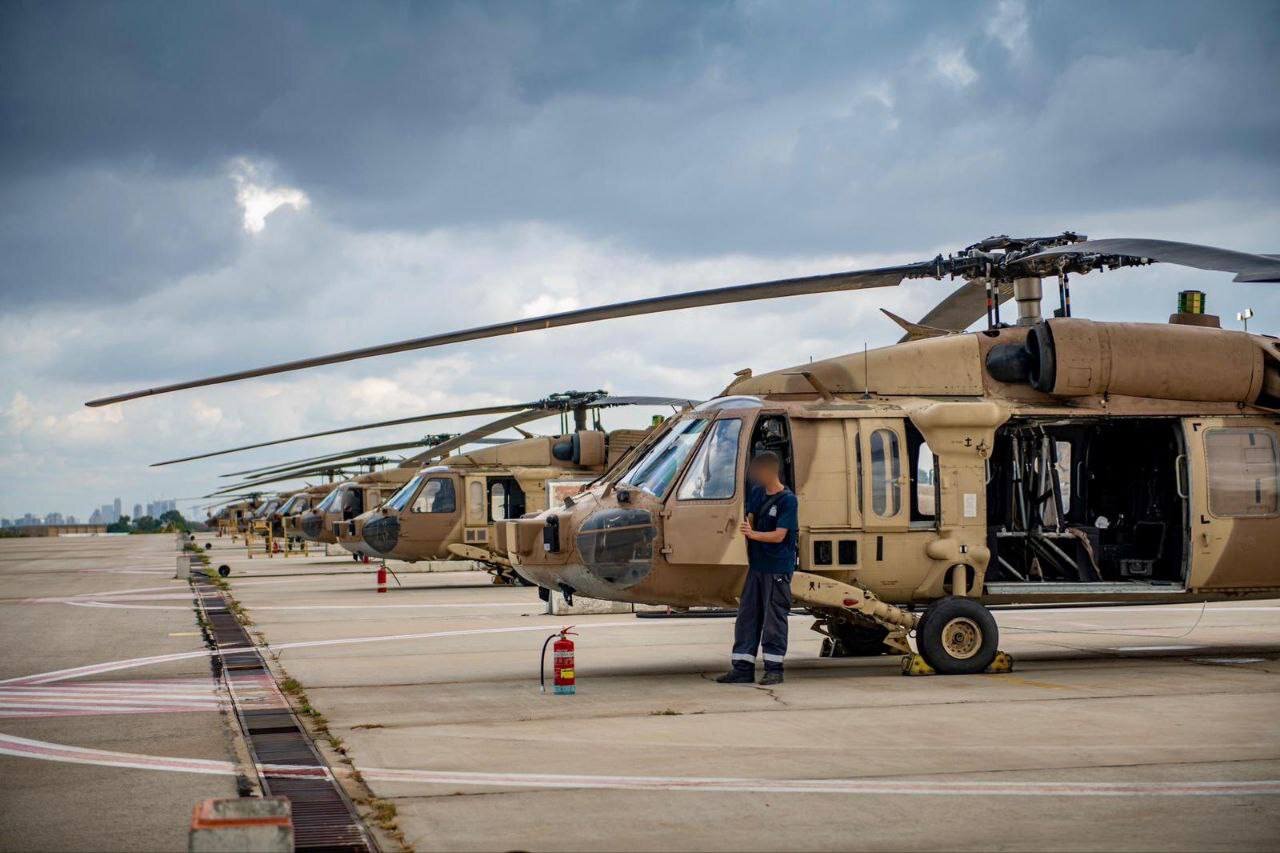 استقرار بالگردهای اسرائیلی برای انتقال اسرای صهیونیست+ فیلم