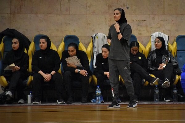 امامی: شکست مقابل مس تلنگر خوبی بود؛صدر جدول را از استقلال پس می‌گیریم