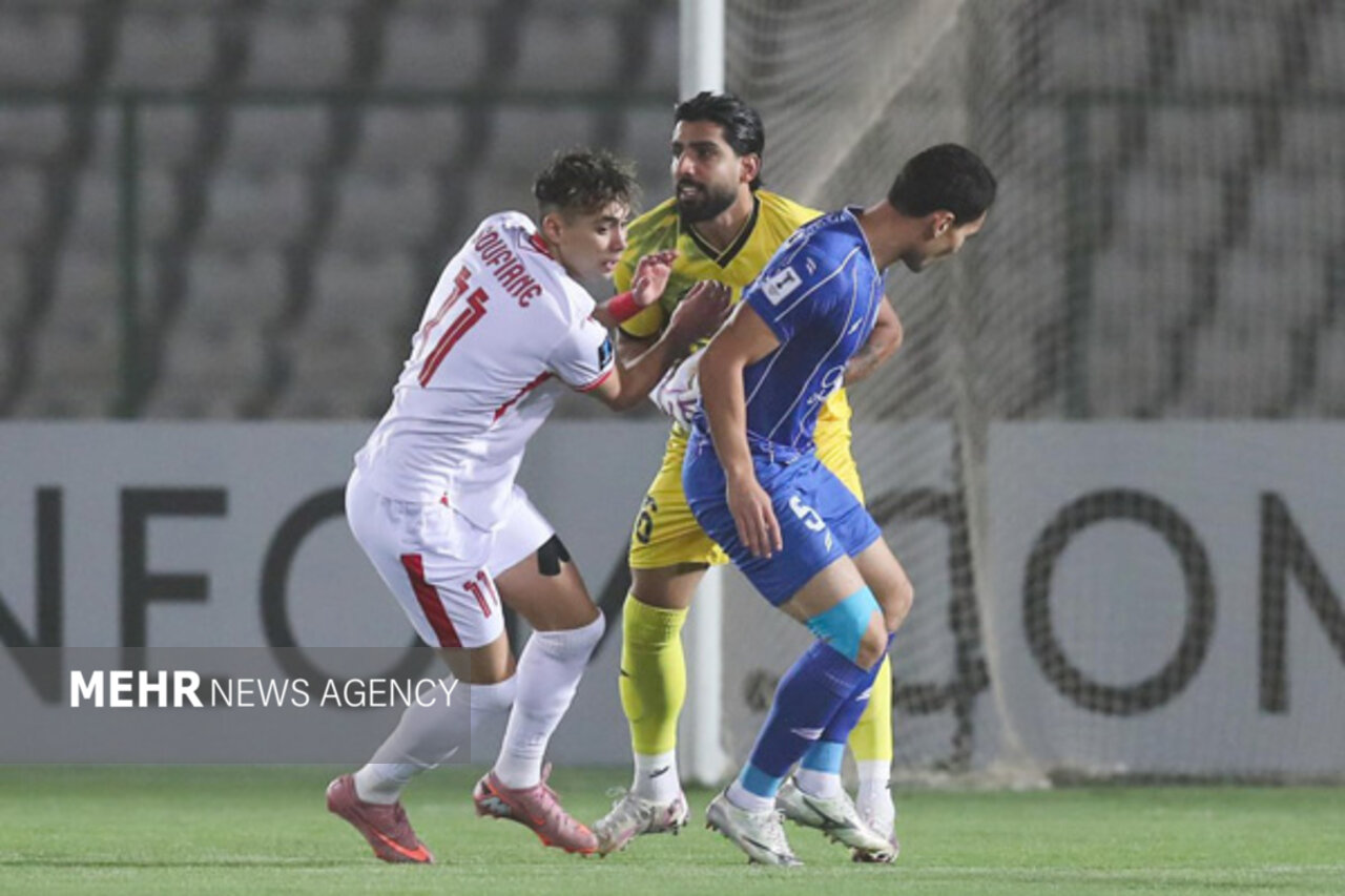 تساوی استقلال و المحرق در نیمه اول/ شاگردان ساپینتو همچنان بی آزار