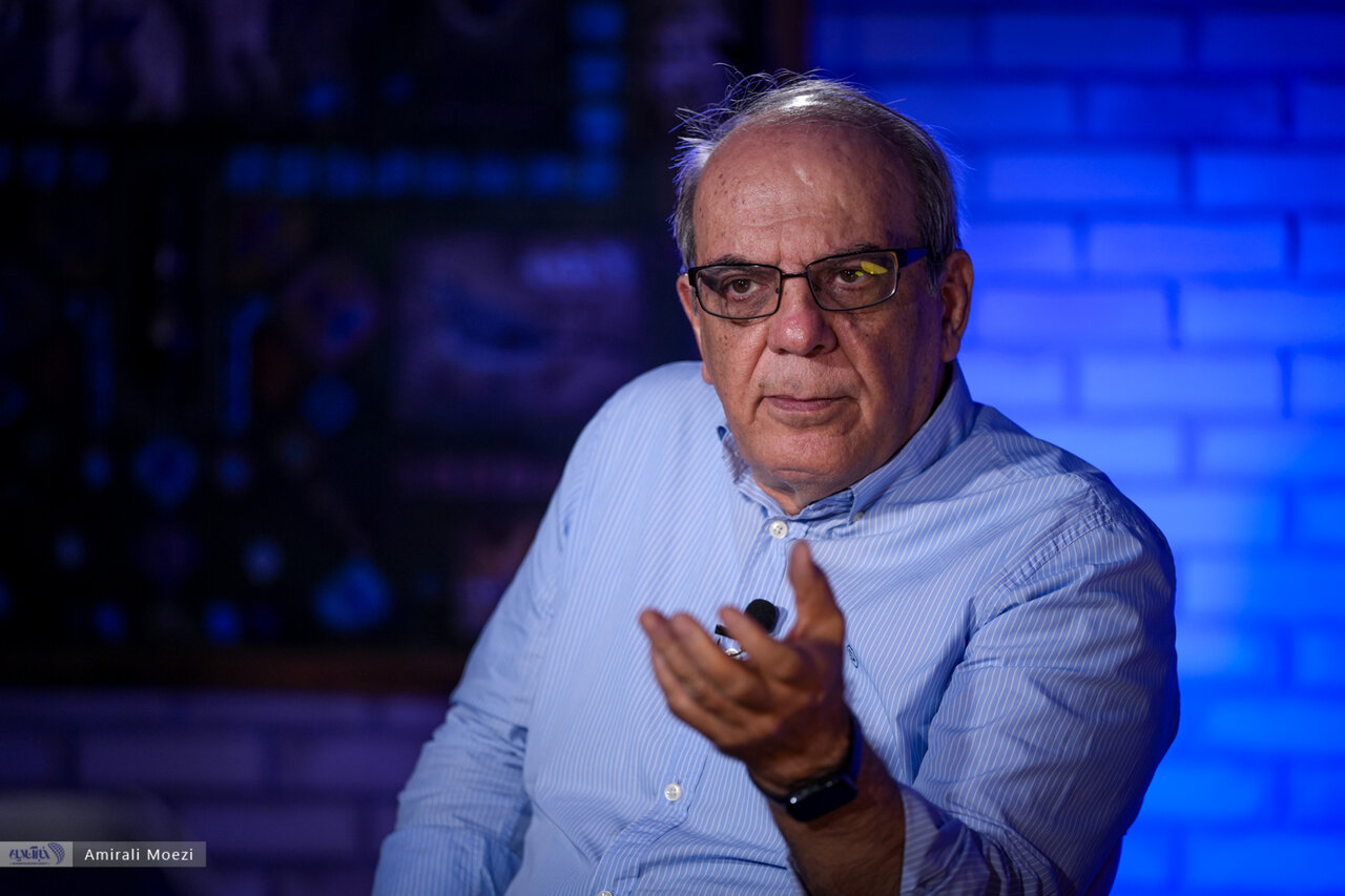 توصیه عباس عبدی: بهطور مستمر آمار متولدان سندروم داون را منتشر کنید