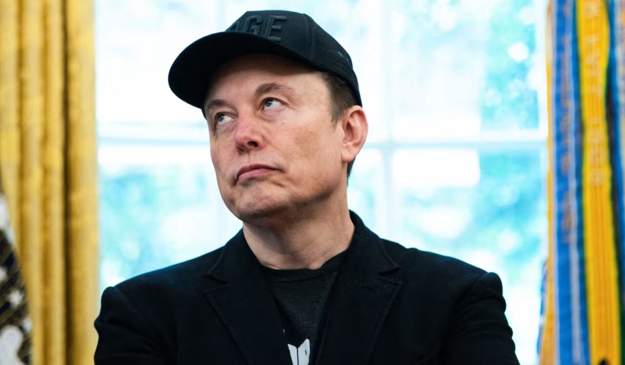 جدال دو غول فناوری بالا گرفت/ ایلان ماسک دست به دامن دادگاه شد