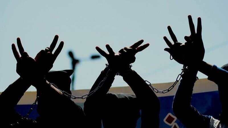 حرکت اتوبوسهای حامل صدها اسیر فلسطینی از زندانهای اسرائیل