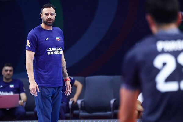 غلامی: در ورزش نباید قول قهرمانی داد/نوجوانان باید پله پله بالا بیایند