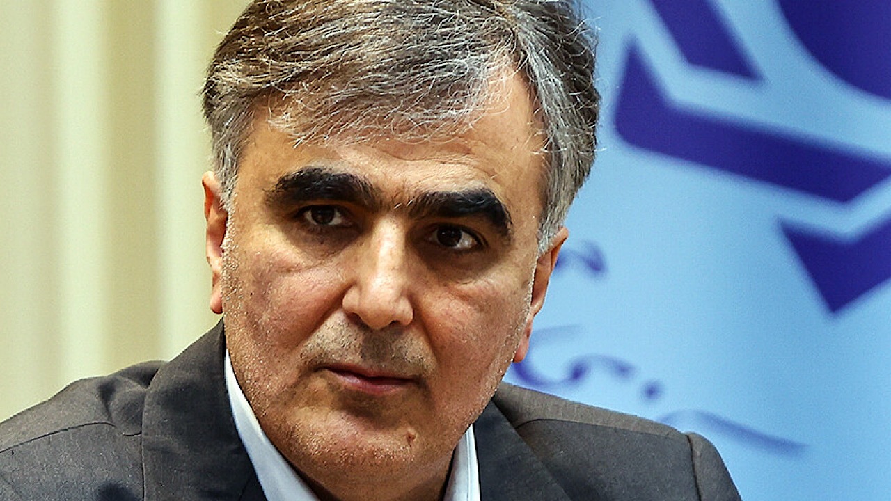 فرزین: عرضه ارز در بازار دوم مرکز مبادله با نرخ توافقی افزایش مییابد