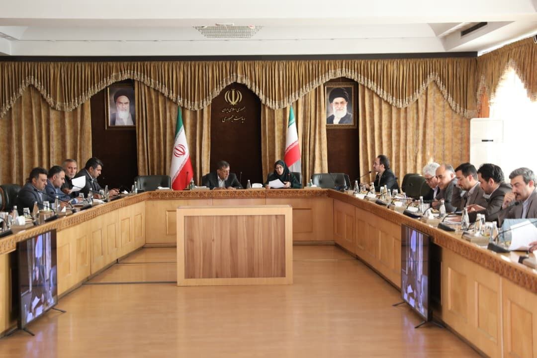 قائم پناه: گازوئیل کشور تقریباً سه برابر سال قبل ذخیره شده است