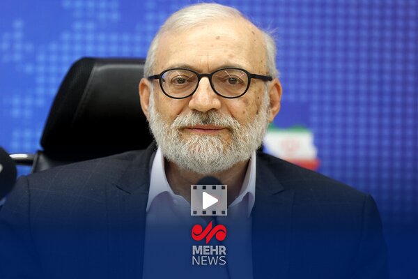 محمدجواد لاریجانی: صیانت از دانشمندان، لازمه توسعه علم در جهان است