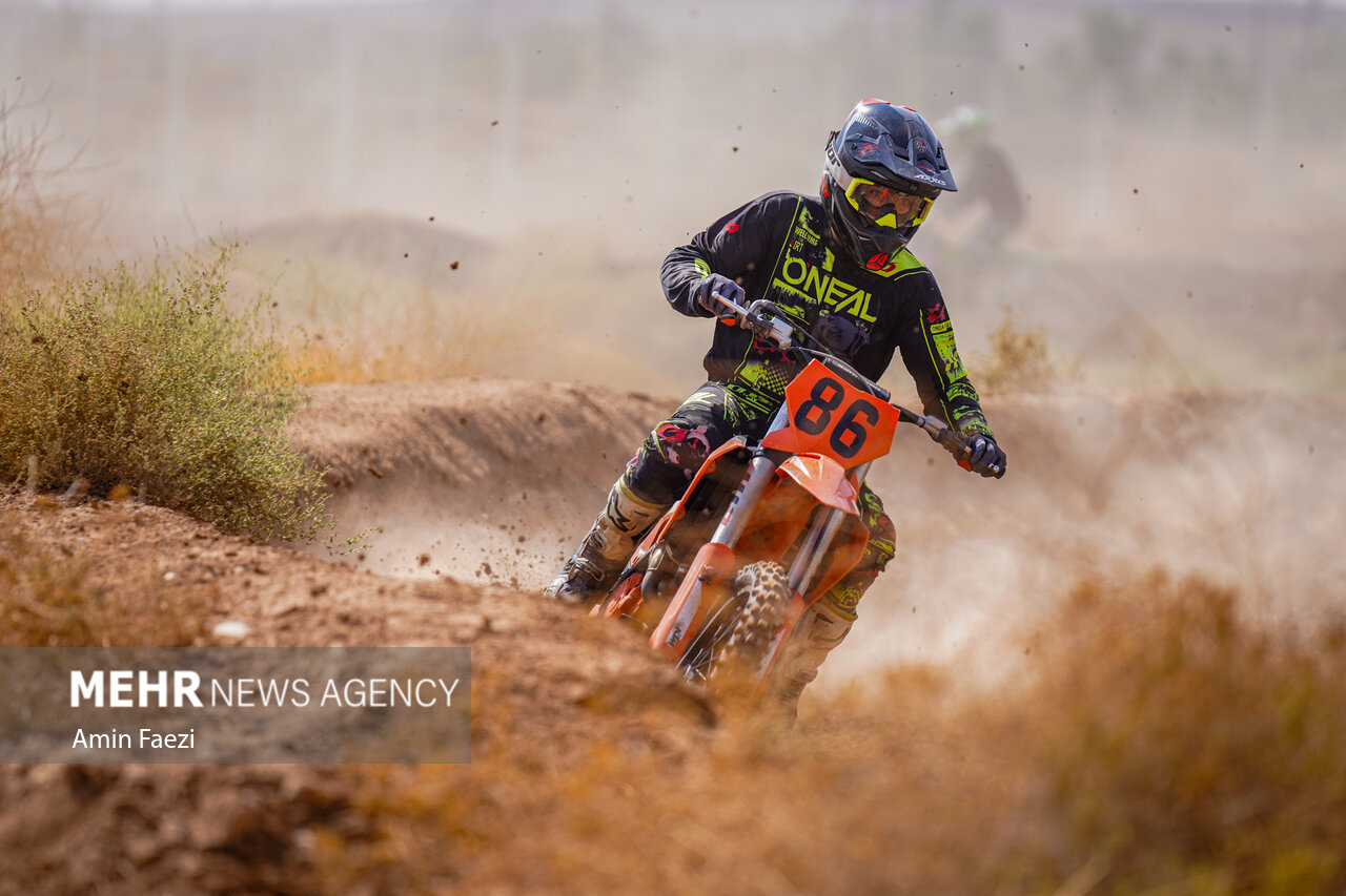 مسابقات قهرمانی موتور کراس فارس