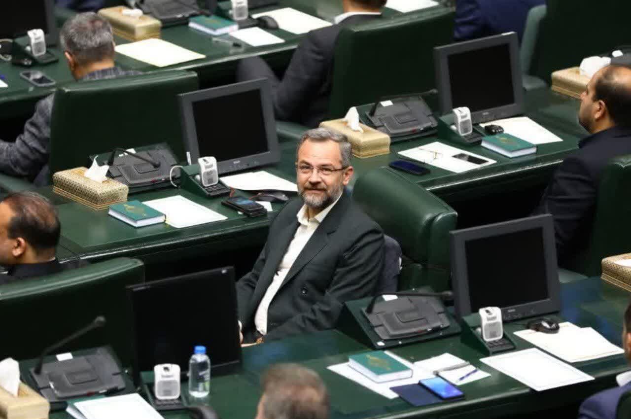 مشکلات اقتصادی کشور ناشی از بیتدبیری و ضعف مدیریتی است