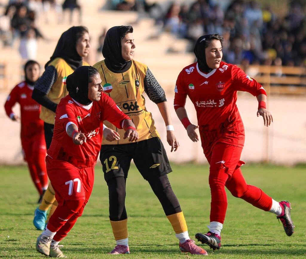 نگاهی به نتایج پرسپولیس زنان؛ از بازگشت پرهیاهو تا نتایج پرچالش