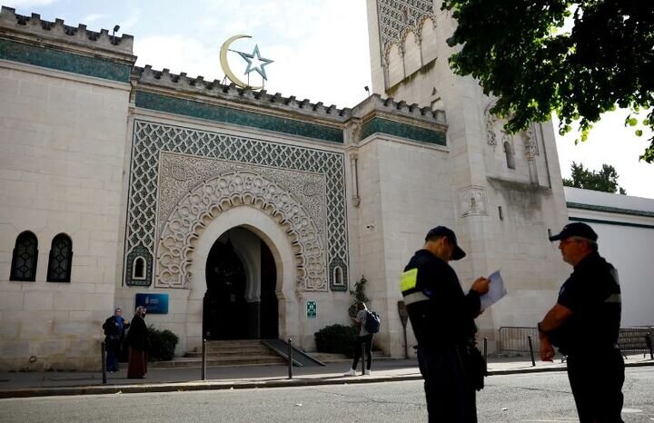 هتک حرمت قرآن در مسجدی در فرانسه