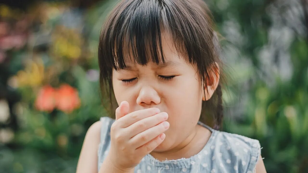 هشدار درباره بازگشت این بیماری کشنده؛ جان کودکان در خطر است/ سرفه ۱۰۰ روزه چیست؟