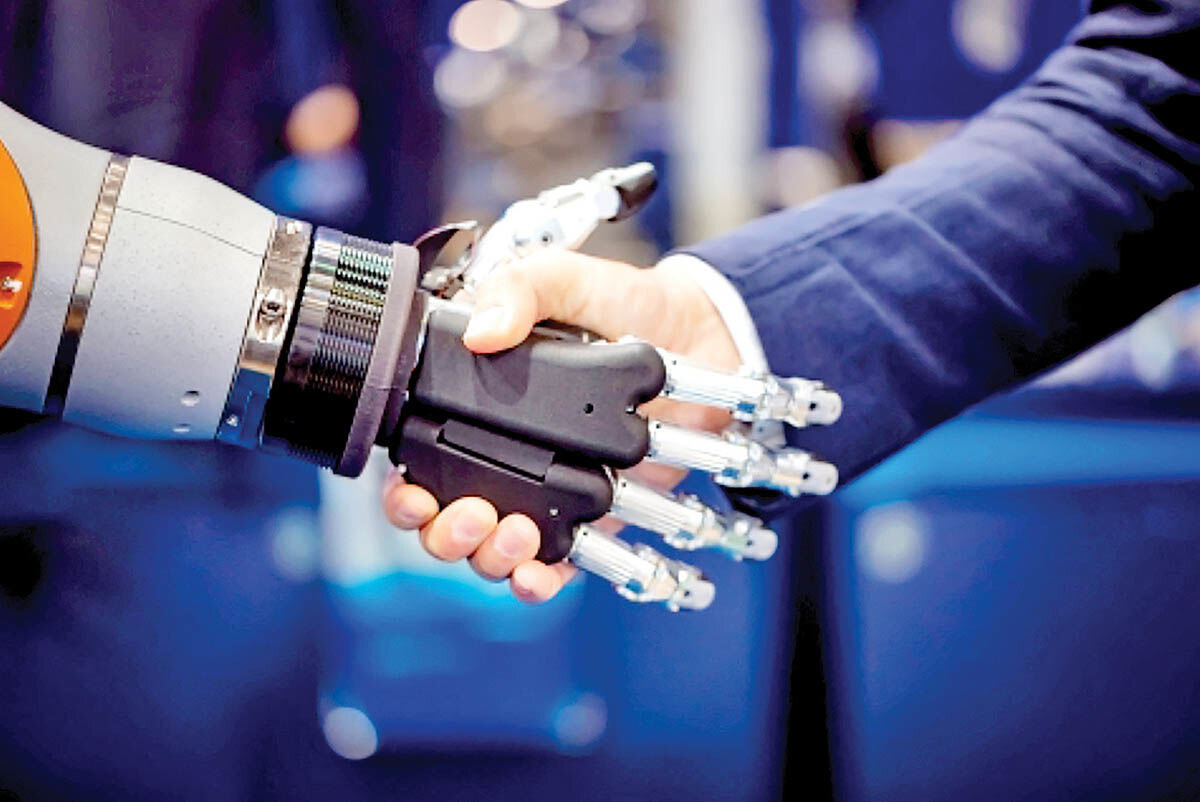 چرا از حرکت ترامپ در ایران درک درستی وجود ندارد؟ / چالش بقا در عصر انقلاب صنعتی ششم/ ایران در کشاکش سنت و مدرنیته