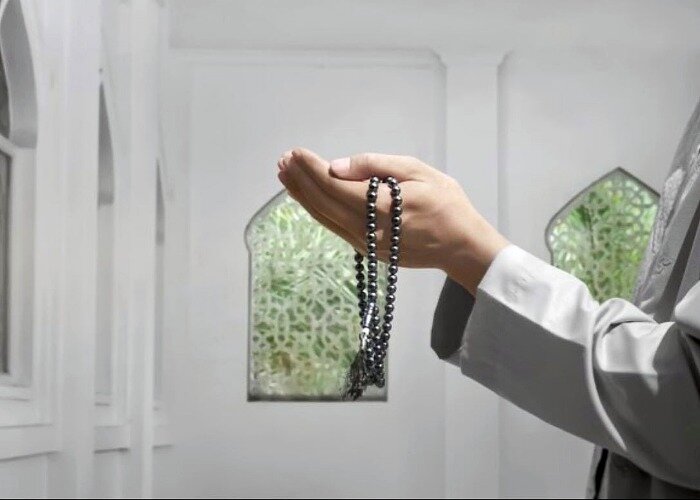 چگونه با دعا گرههای زندگی را باز کنیم و به شادی برسیم؟