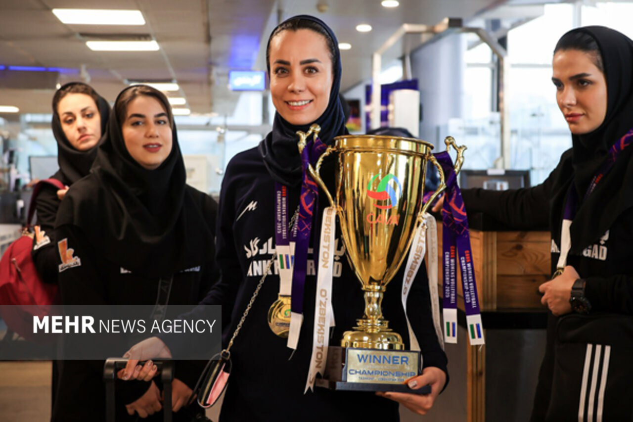 کاپیتان تیم ملی: والیبال بانوان ایران به چنین قهرمانی نیاز داشت