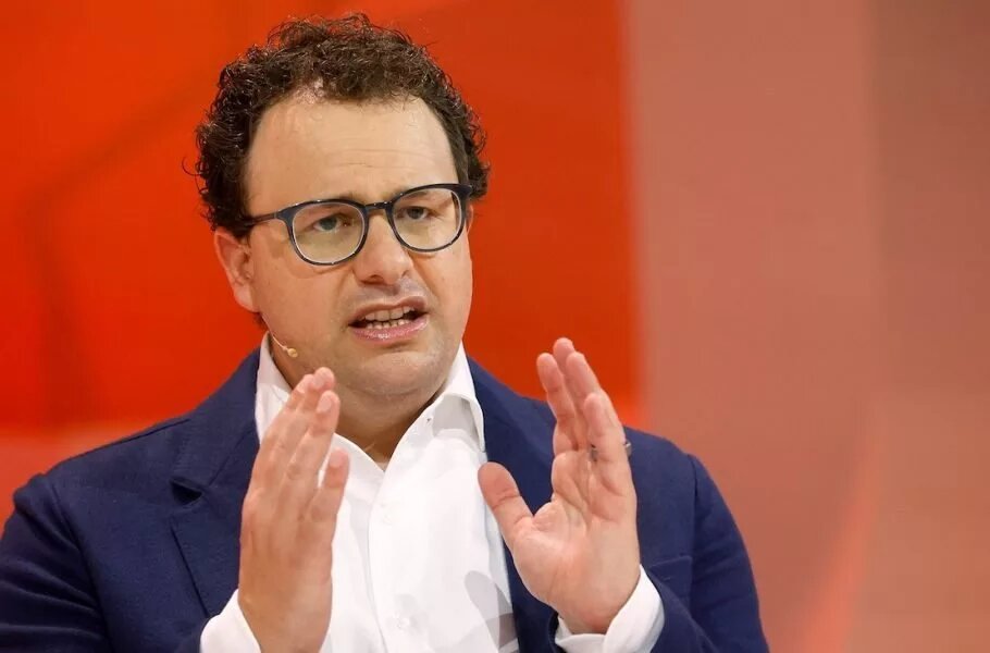 ۹۰ درصد کدهای آنتروپیک را هوش مصنوعی مینویسد /مهندسان حذف نشدهاند؟